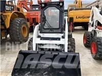 Bobcat S 160 スキッドステアローダー
