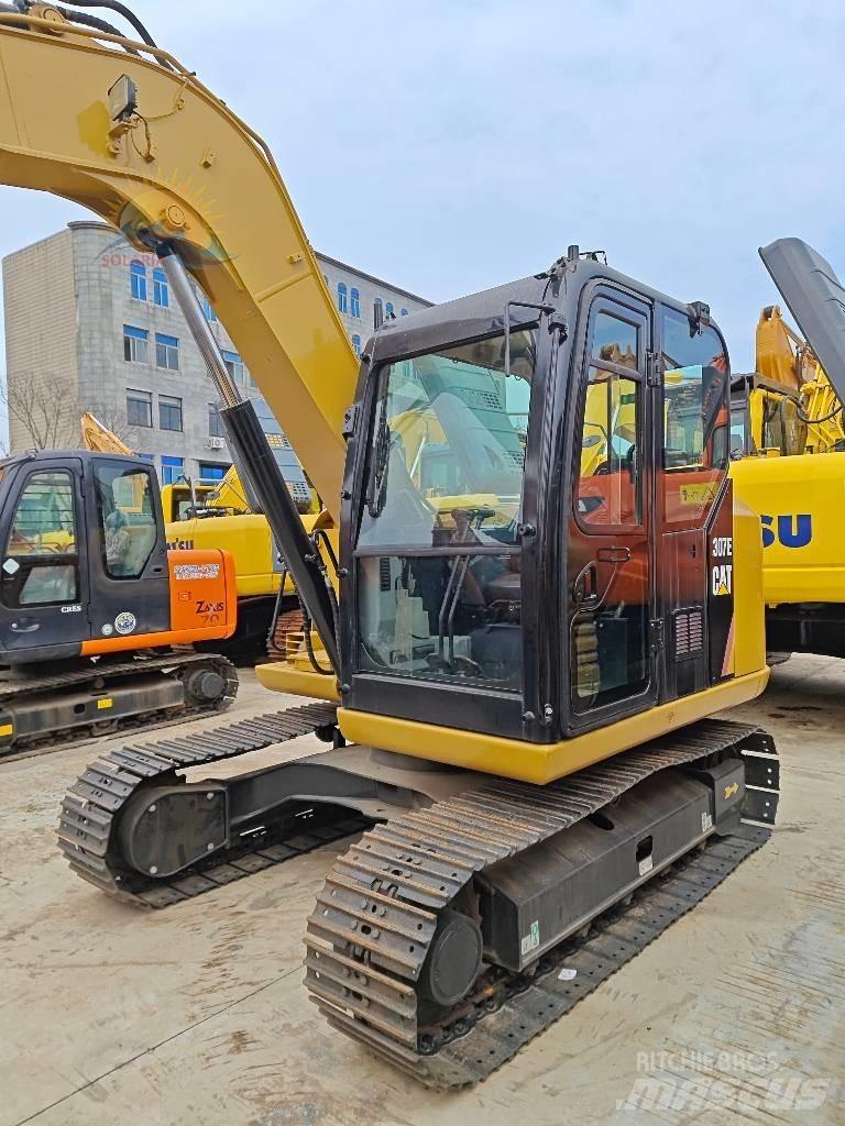 CAT 307 E ミニ油圧ショベル 7t以下（ミニユンボ・ミニディガー）