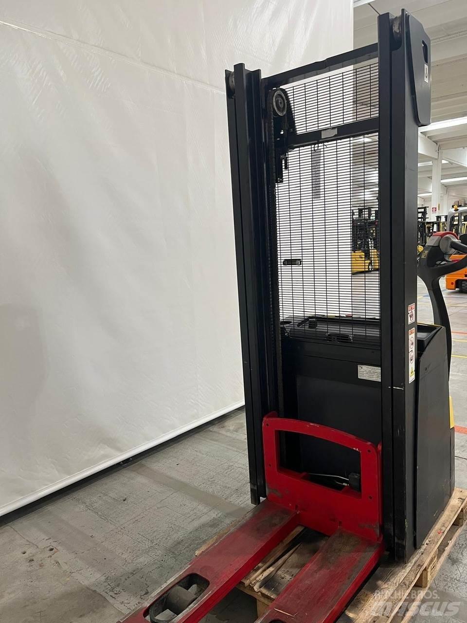 Hyster S1.2 ウォーキンフォークリフト