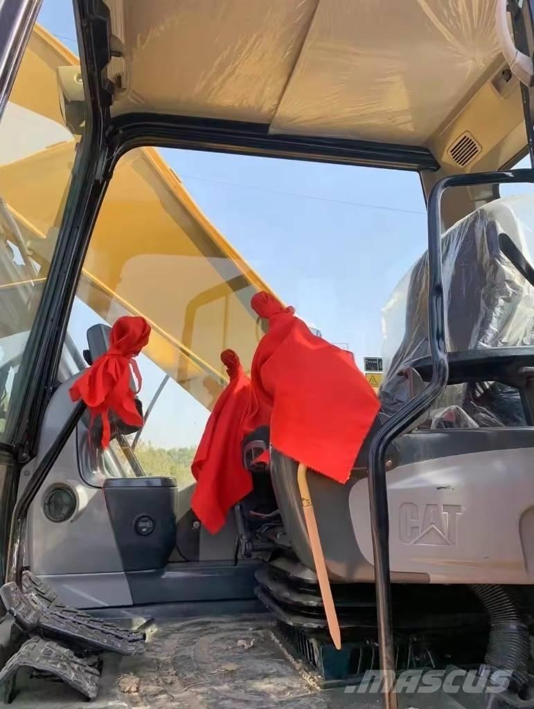 CAT 324 D 大型油圧ショベル12t以上（パワーショベル・ユンボ）