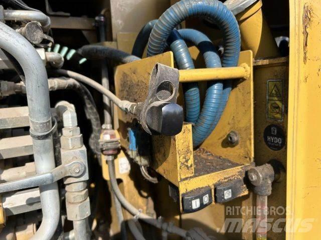 CAT 308E 2014 中型油圧ショベル 7ｔ-12ｔ（ユンボ・パワーショベル・バックホー）