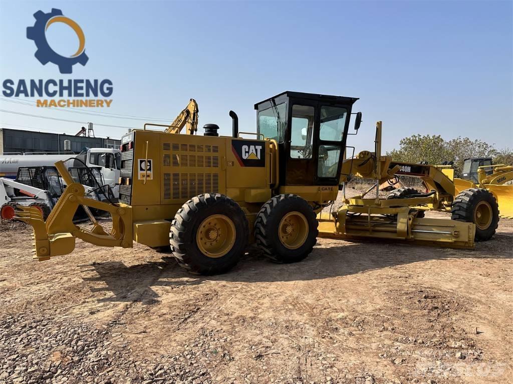 CAT 140 H モーターグレーダー
