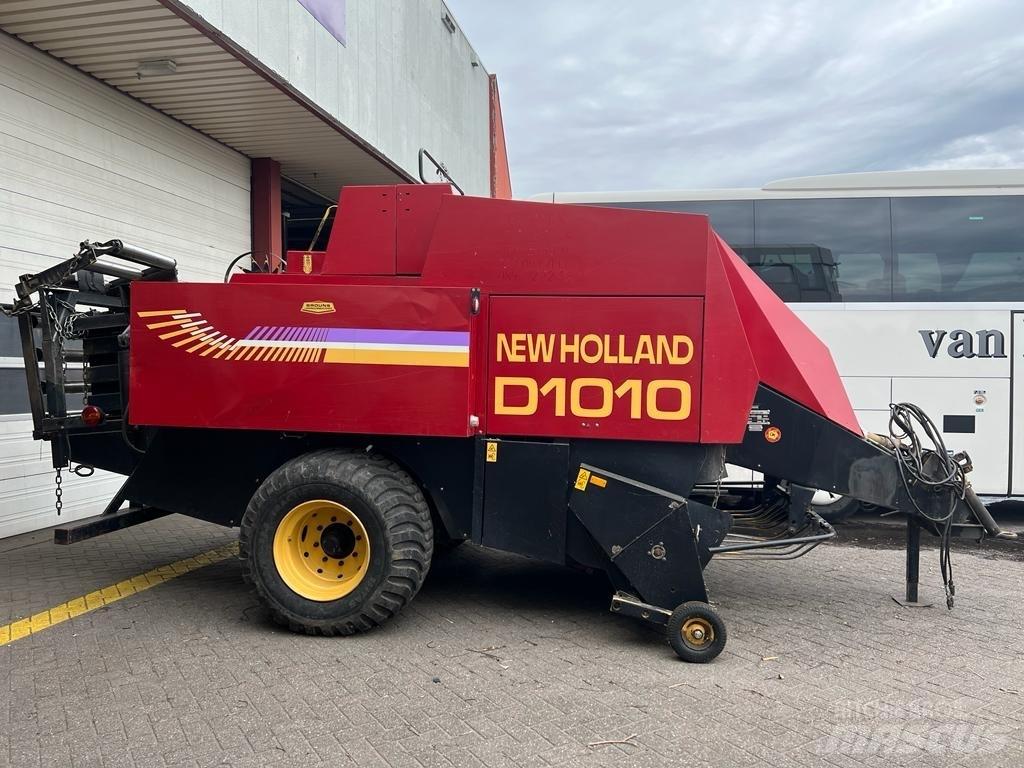 New Holland D 1010 スクエアベーラー
