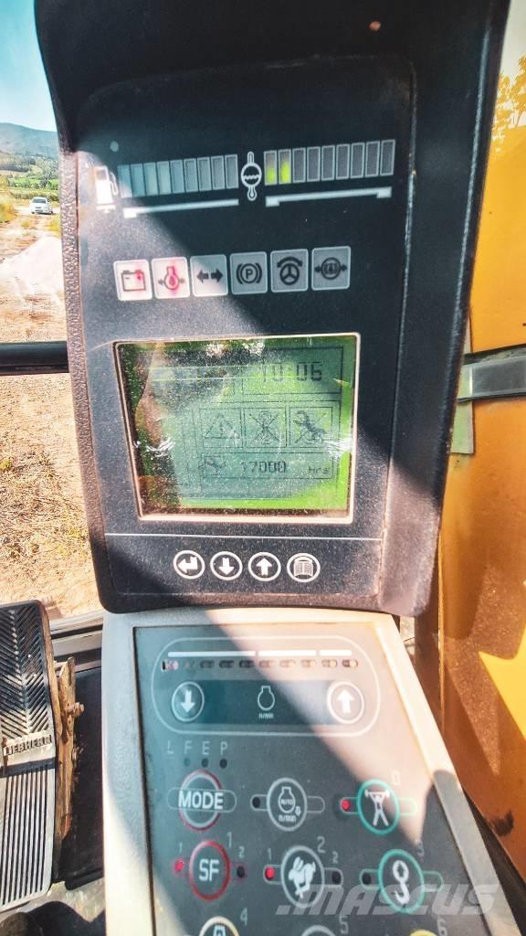 Liebherr R934C HDC 大型油圧ショベル12t以上（パワーショベル・ユンボ）