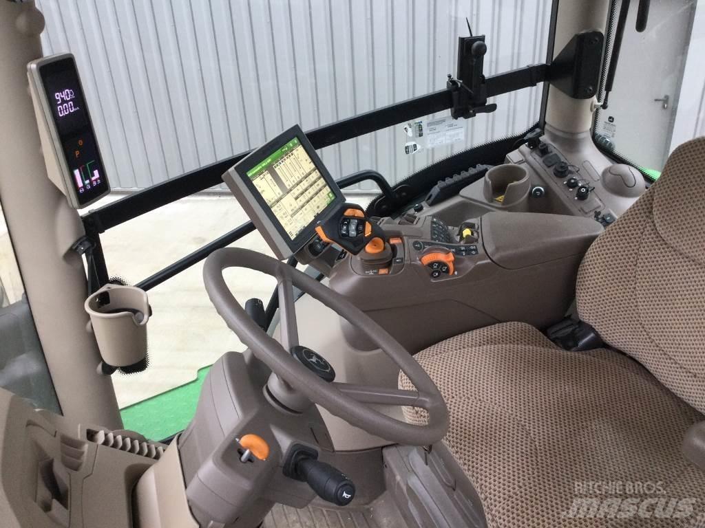 John Deere 6R250 トラクター