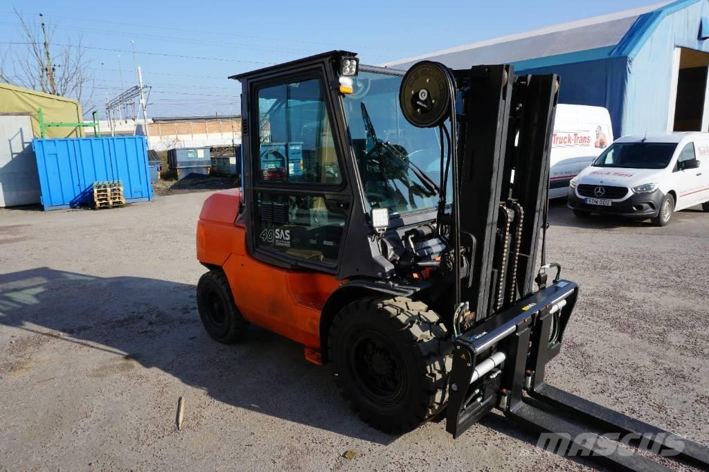 Toyota 42-7FD40 ディーゼル・軽油