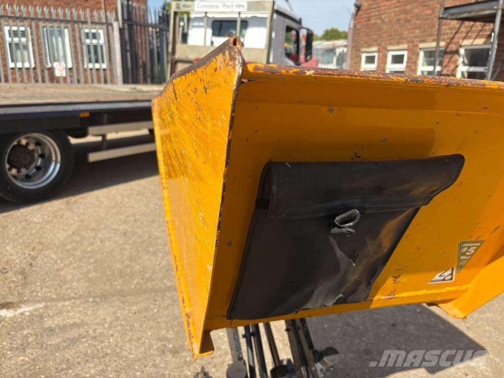 JCB HT D5 キャリアダンプ