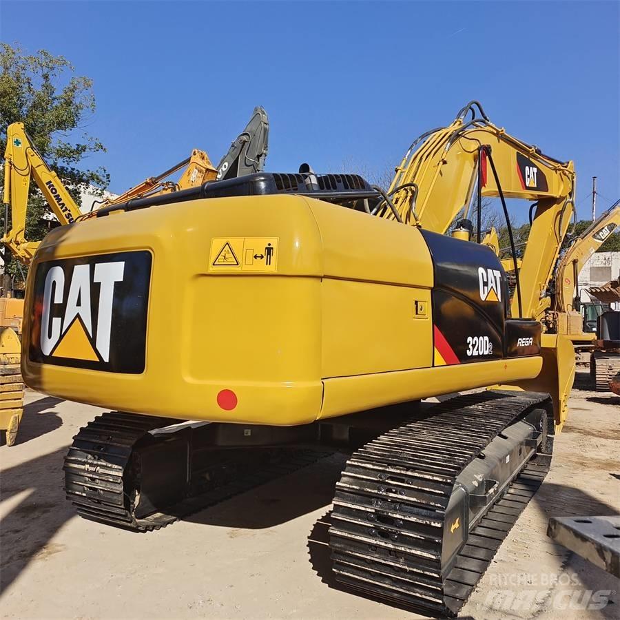 CAT 320D 大型油圧ショベル12t以上（パワーショベル・ユンボ）
