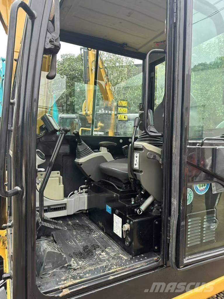 CAT 305.5E2 ミニ油圧ショベル 7t以下（ミニユンボ・ミニディガー）