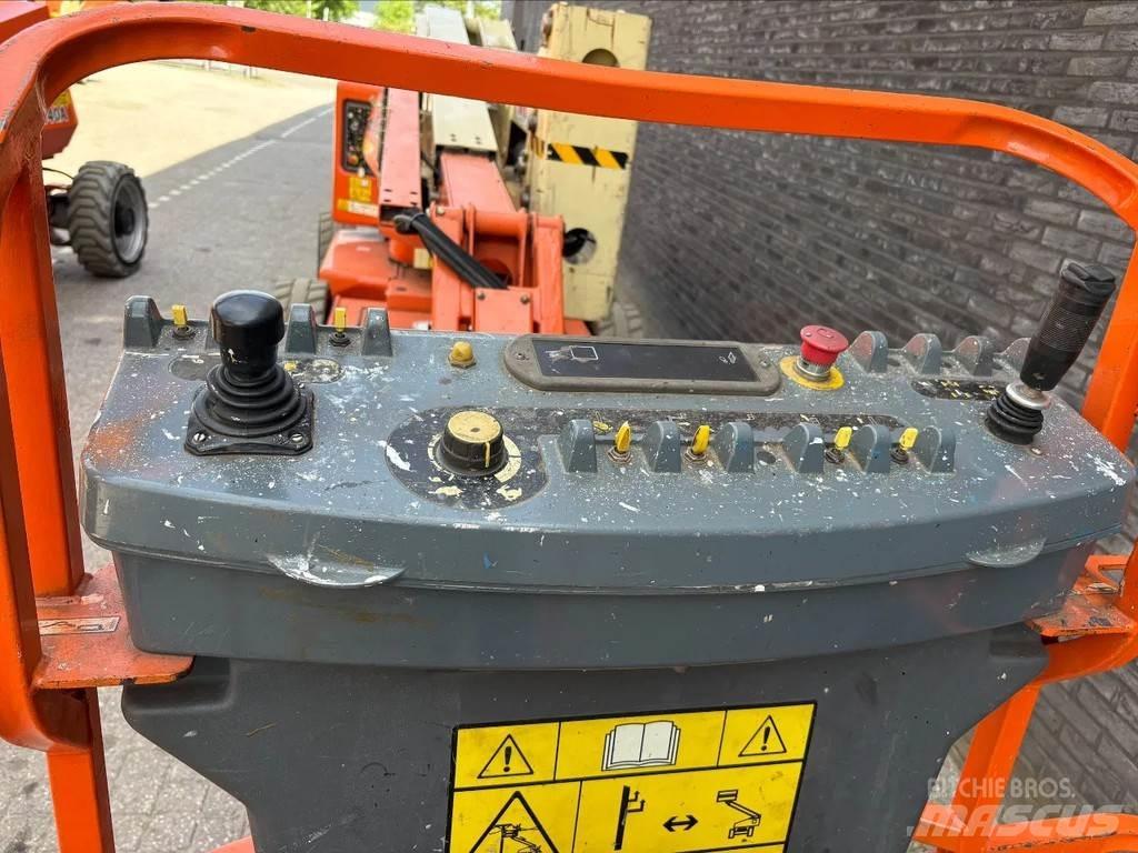 JLG E450AJ ブームリフト　屈伸型