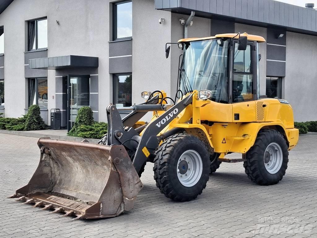 Volvo L 30 G ホイールローダー・タイヤショベル