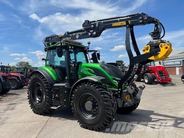 Valtra T235A トラクター