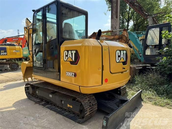 CAT 306 E2 ミニ油圧ショベル 7t以下（ミニユンボ・ミニディガー）