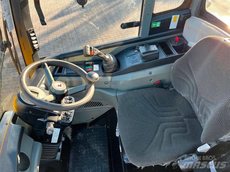 Wacker Neuson WL 44 ホイールローダー・タイヤショベル