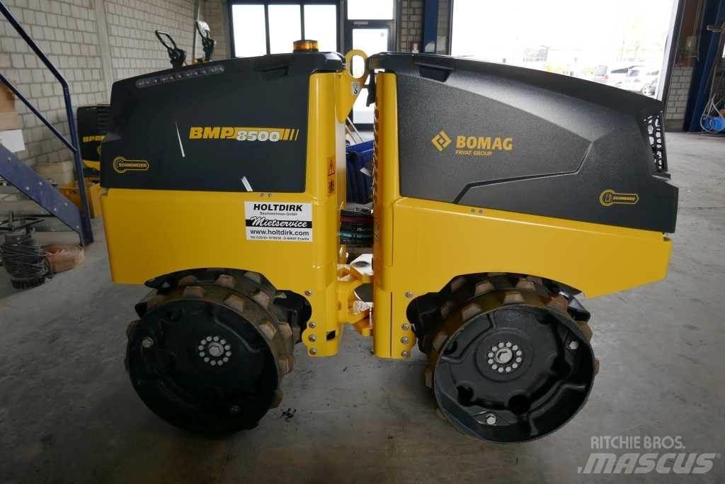 Bomag BMP 8500 グリーンローラ
