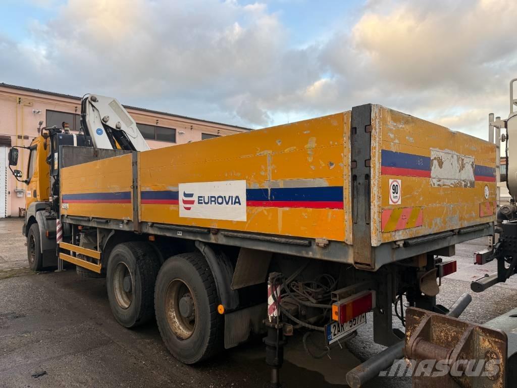 Renault Kerax 370.34 クレーントラック、ユニック車