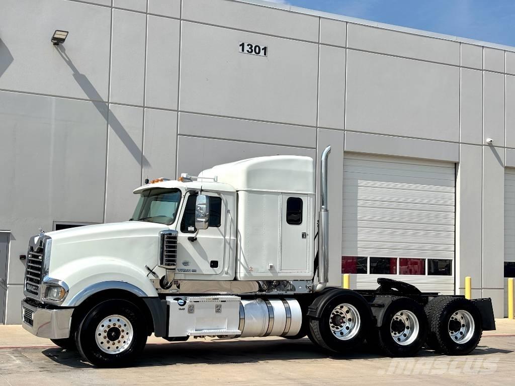 Mack Titan TD 713 中古トラクターヘッド | トレーラーヘッド