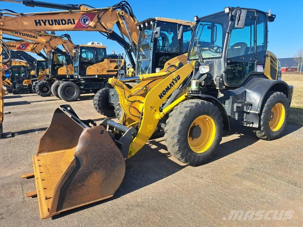 Komatsu WA100-8E0 ホイールローダー・タイヤショベル