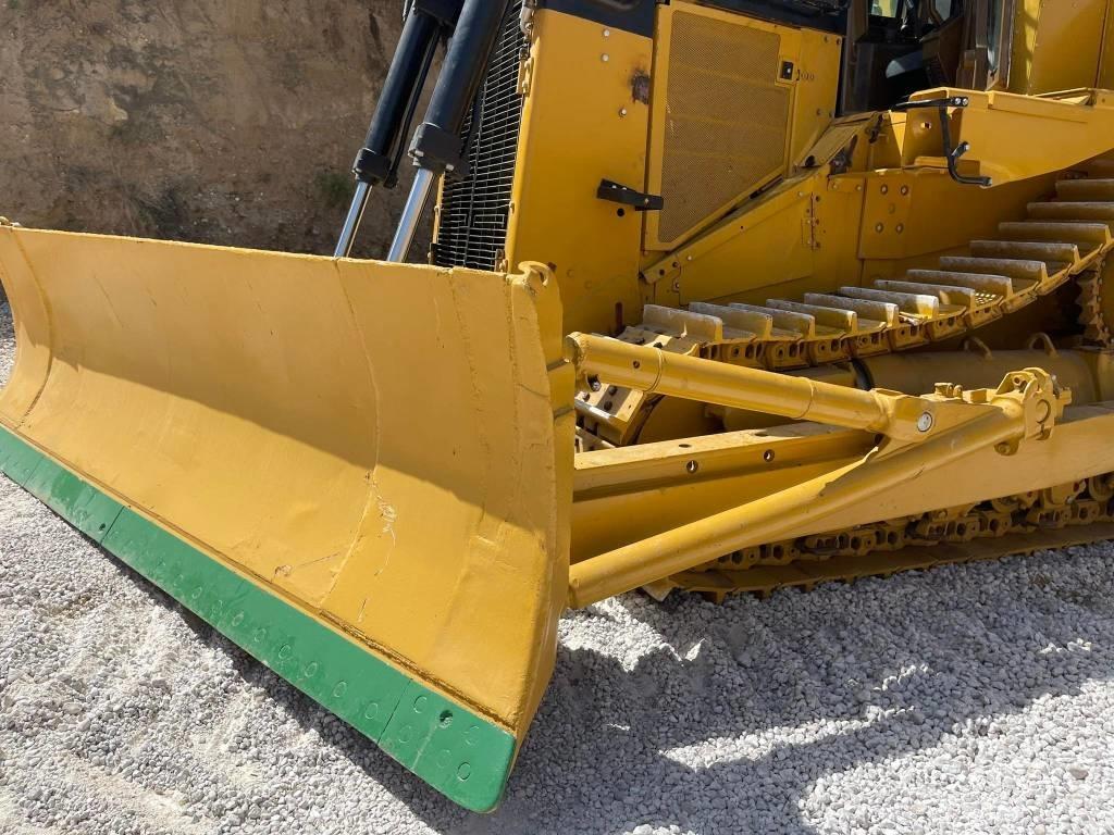 CAT D9N ブルドーザー