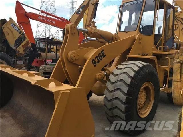 CAT 936 E ホイールローダー・タイヤショベル
