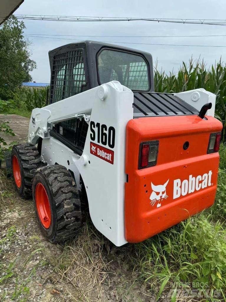 Bobcat S160 スキッドステアローダー