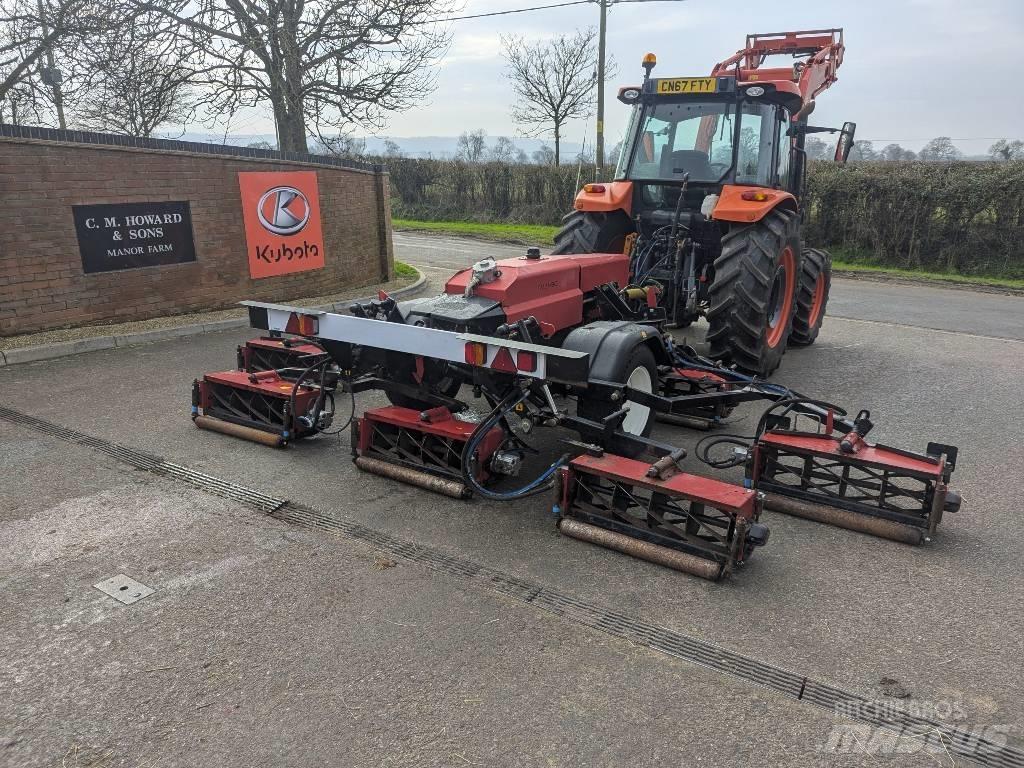 Toro TM7490 牽引式モア/芝刈り機
