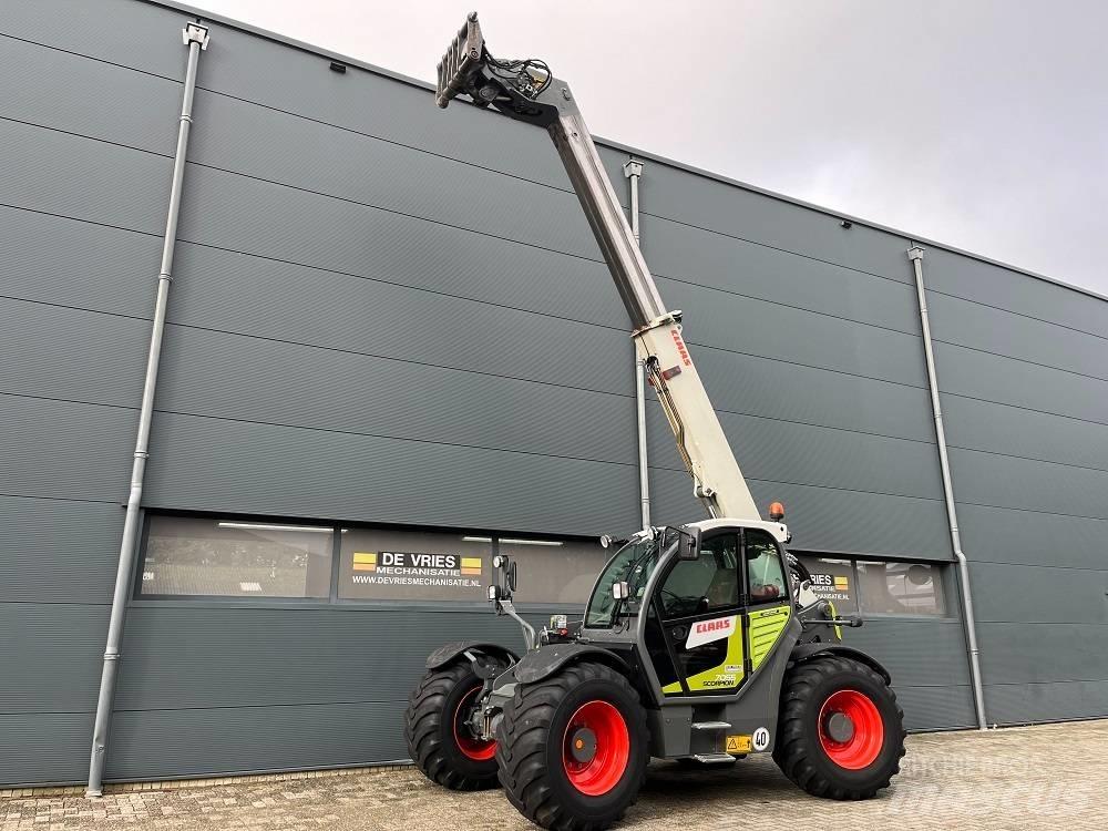 CLAAS Scorpion 7055 農業用テレハンドラー