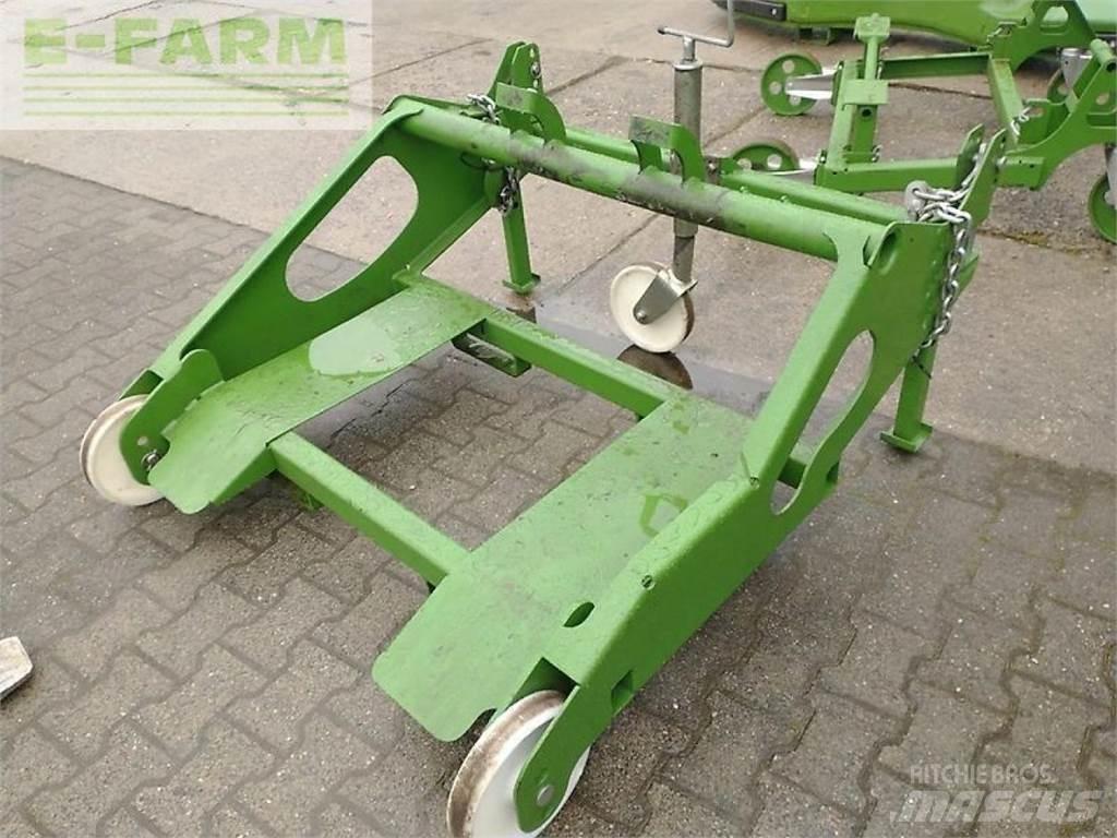Krone big x 630 自走式フォレージハーベスター