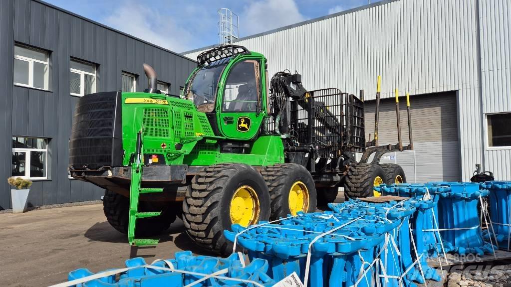 John Deere 1910 G フォワーダー