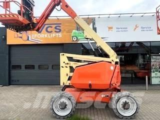 JLG 340 AJ ブームリフト　屈伸型