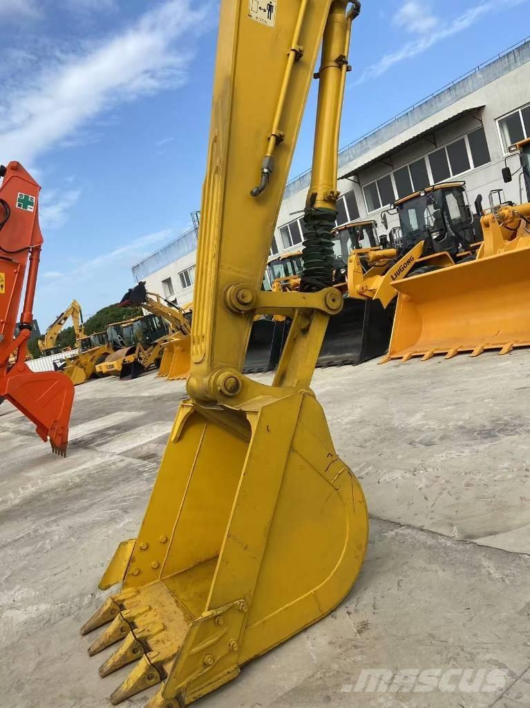Komatsu PC 220-8 大型油圧ショベル12t以上（パワーショベル・ユンボ）
