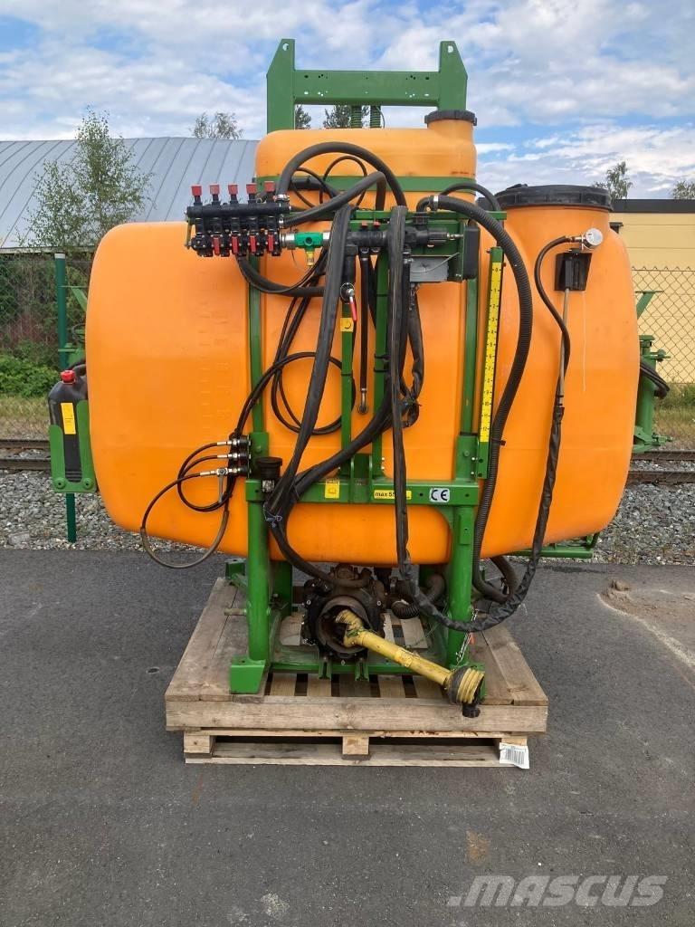 Amazone UF 1200 マウント型噴霧器