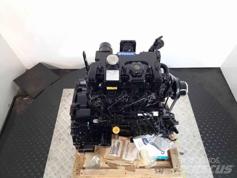 Perkins 403J-17 エンジン