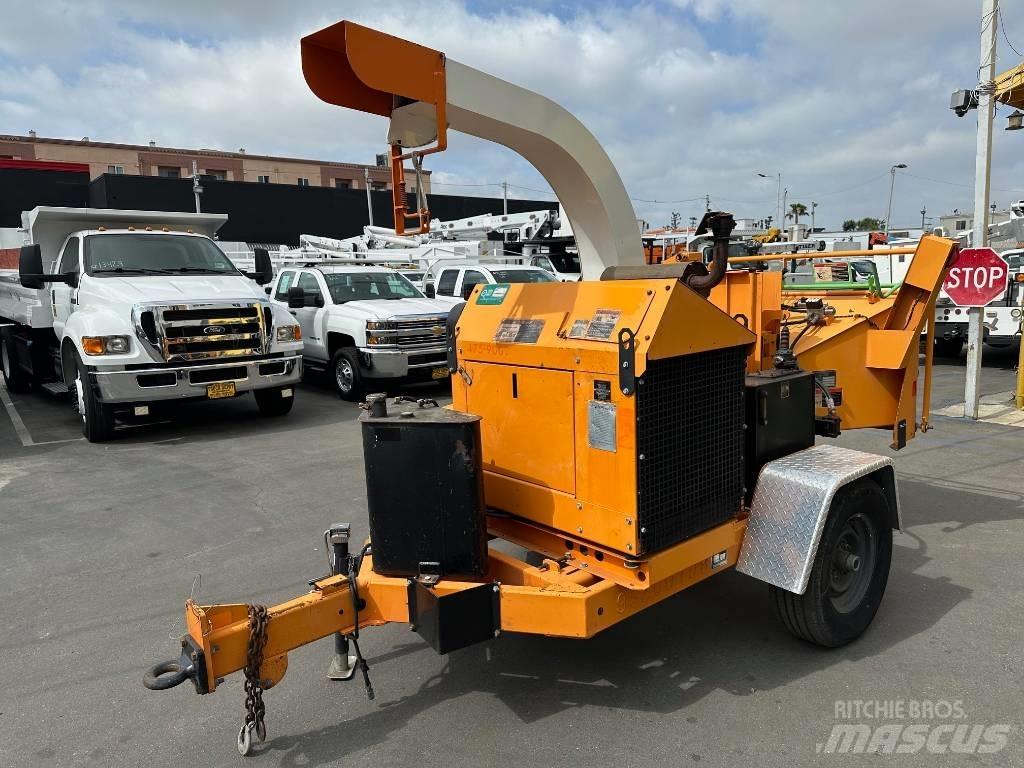 Altec CFD 1217 ウッドチップ運搬用トレーラー