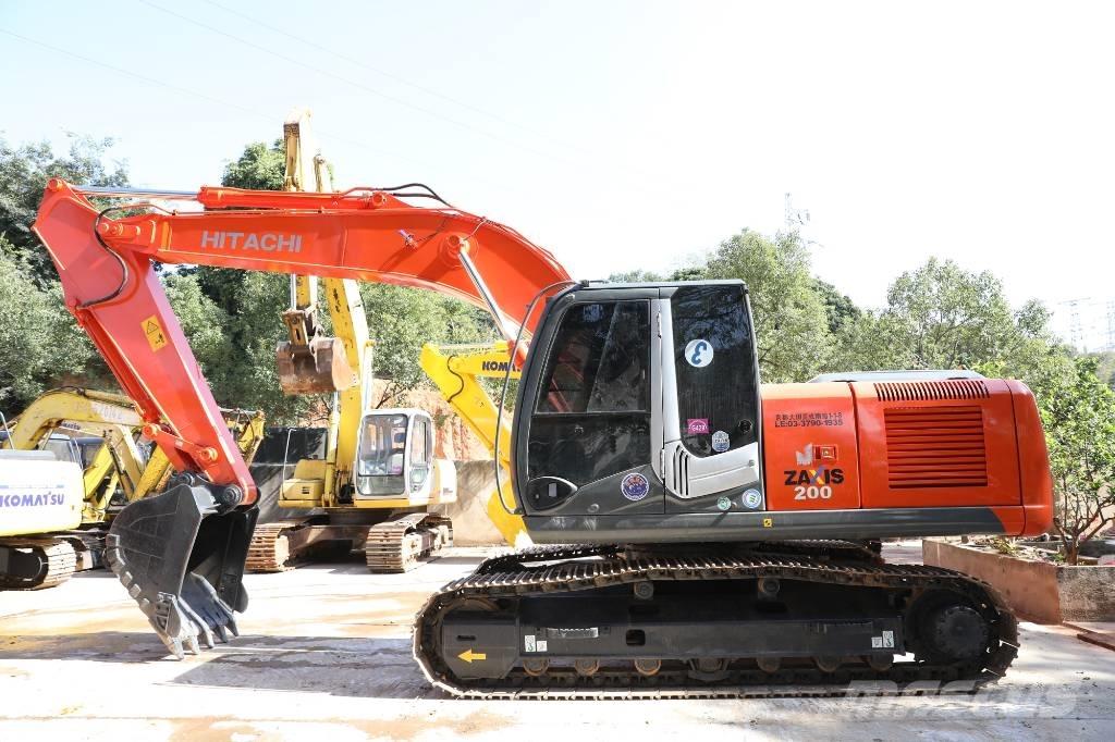 Hitachi ZX 200 LC-6 大型油圧ショベル12t以上（パワーショベル・ユンボ）