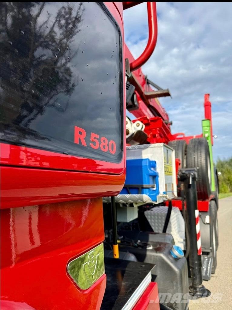 Scania R580 V8 6x4 木材トラック