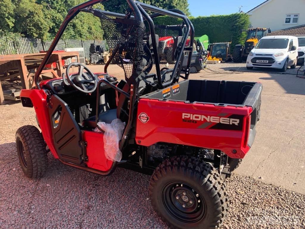Honda Pioneer 520 ユーティリティー機械