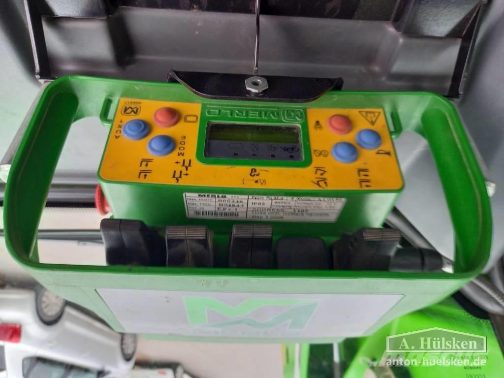 Merlo ROTO 40.18 テレスコーピックハンドラー