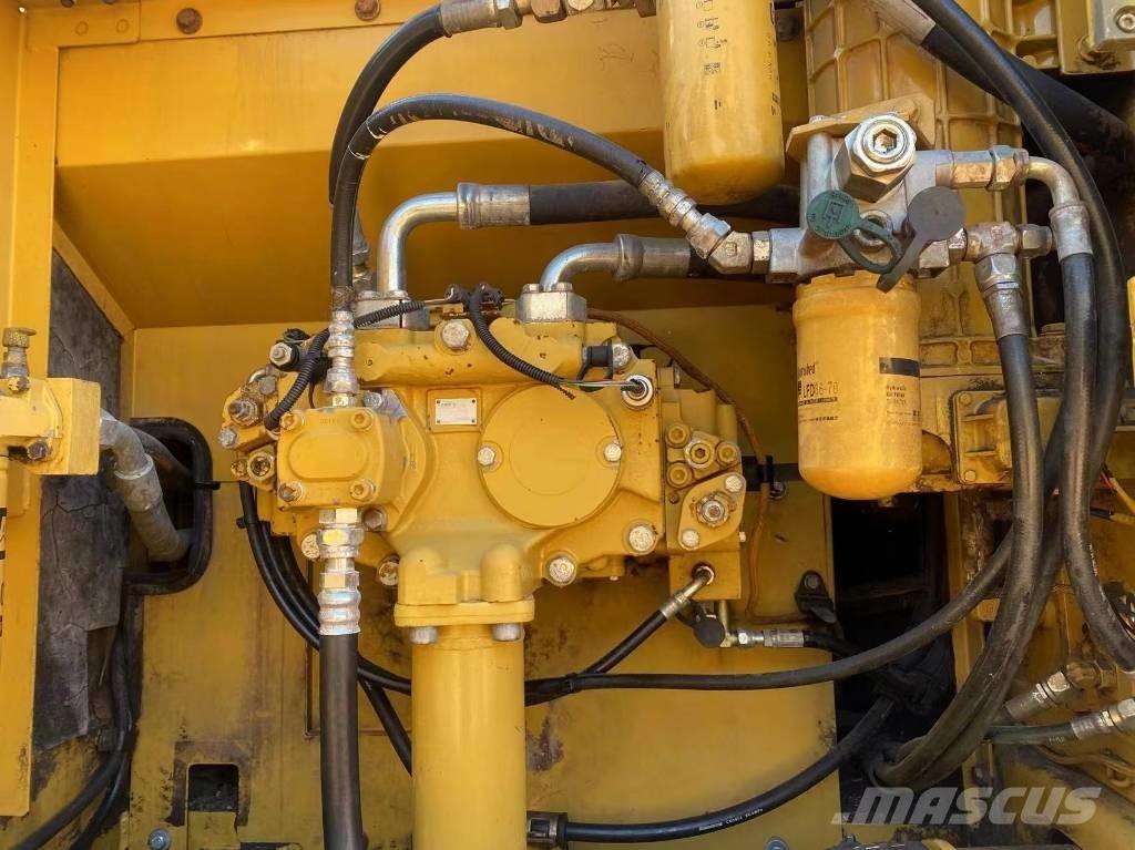 CAT 325D 大型油圧ショベル12t以上（パワーショベル・ユンボ）