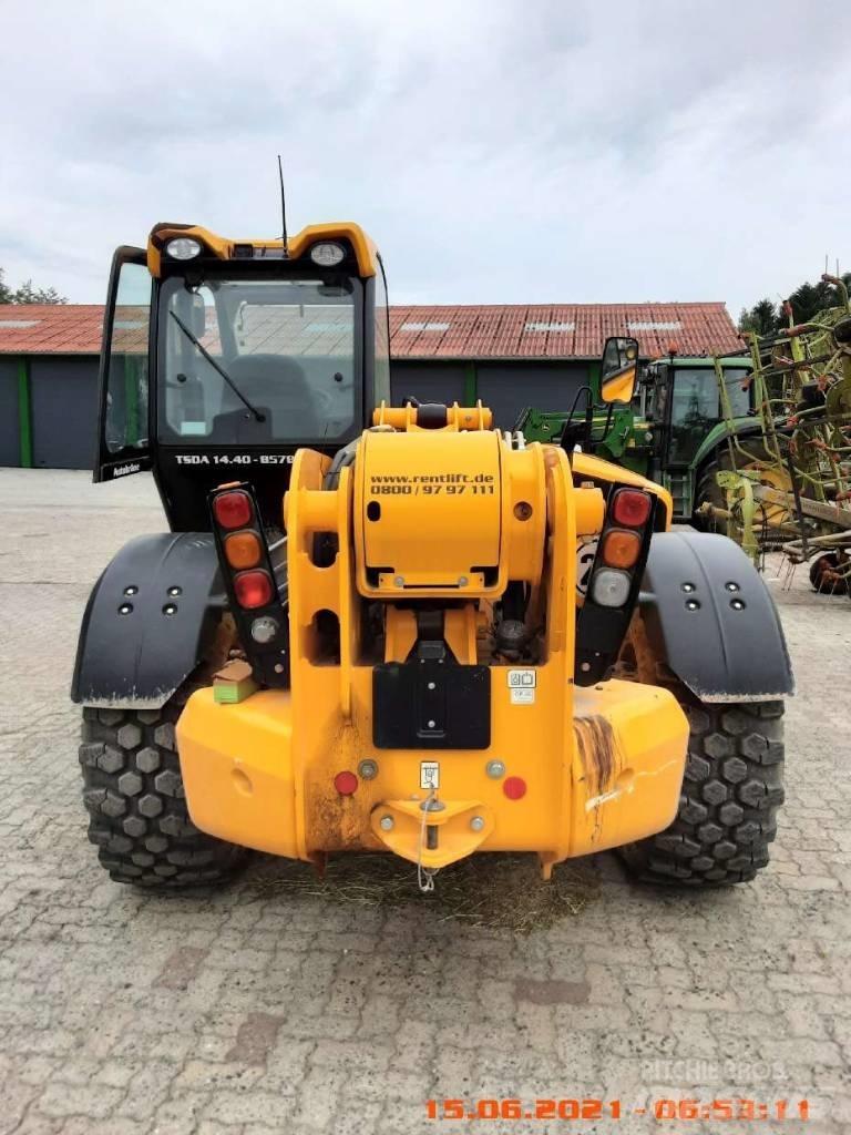 JCB 540-140 テレスコーピックハンドラー