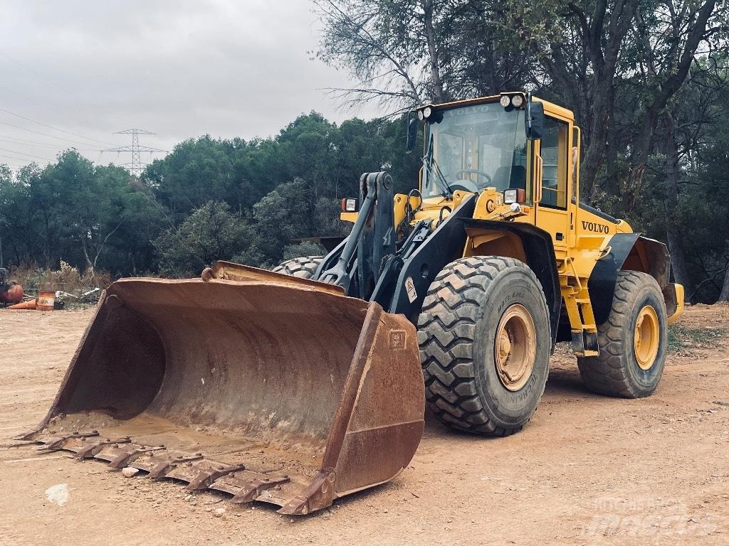 Volvo L120E ホイールローダー・タイヤショベル