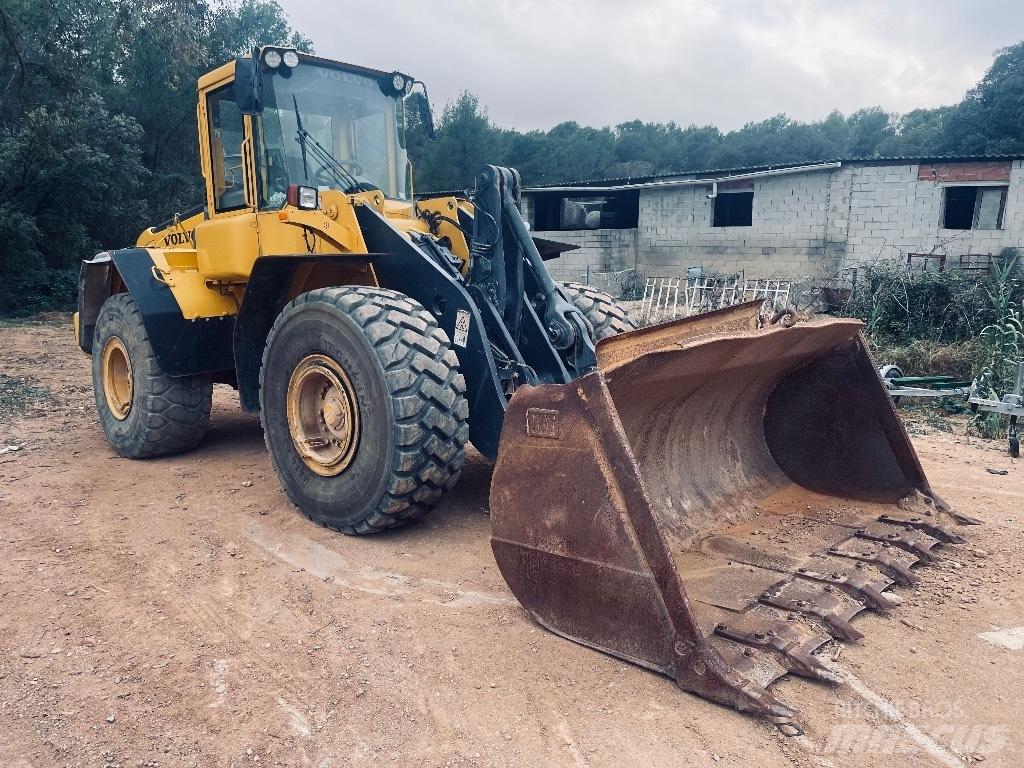 Volvo L120E ホイールローダー・タイヤショベル