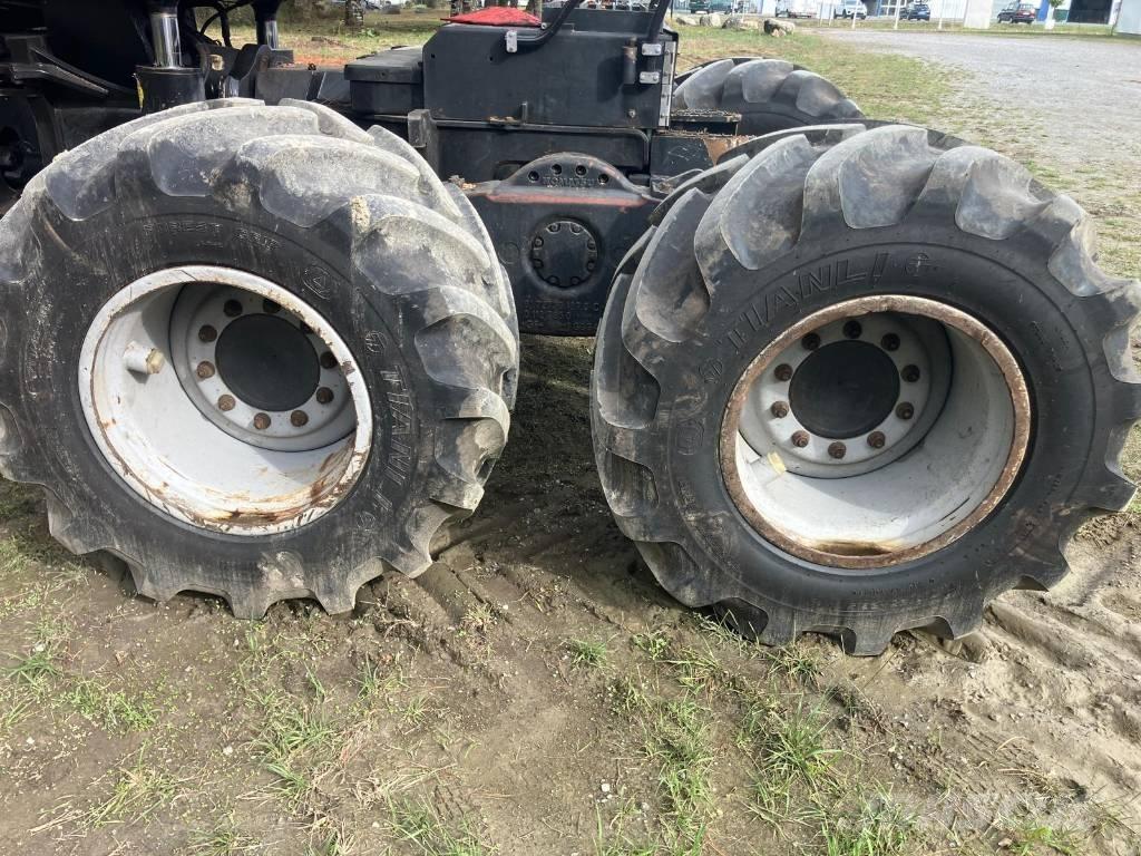 Komatsu 931 XC ハーベスター