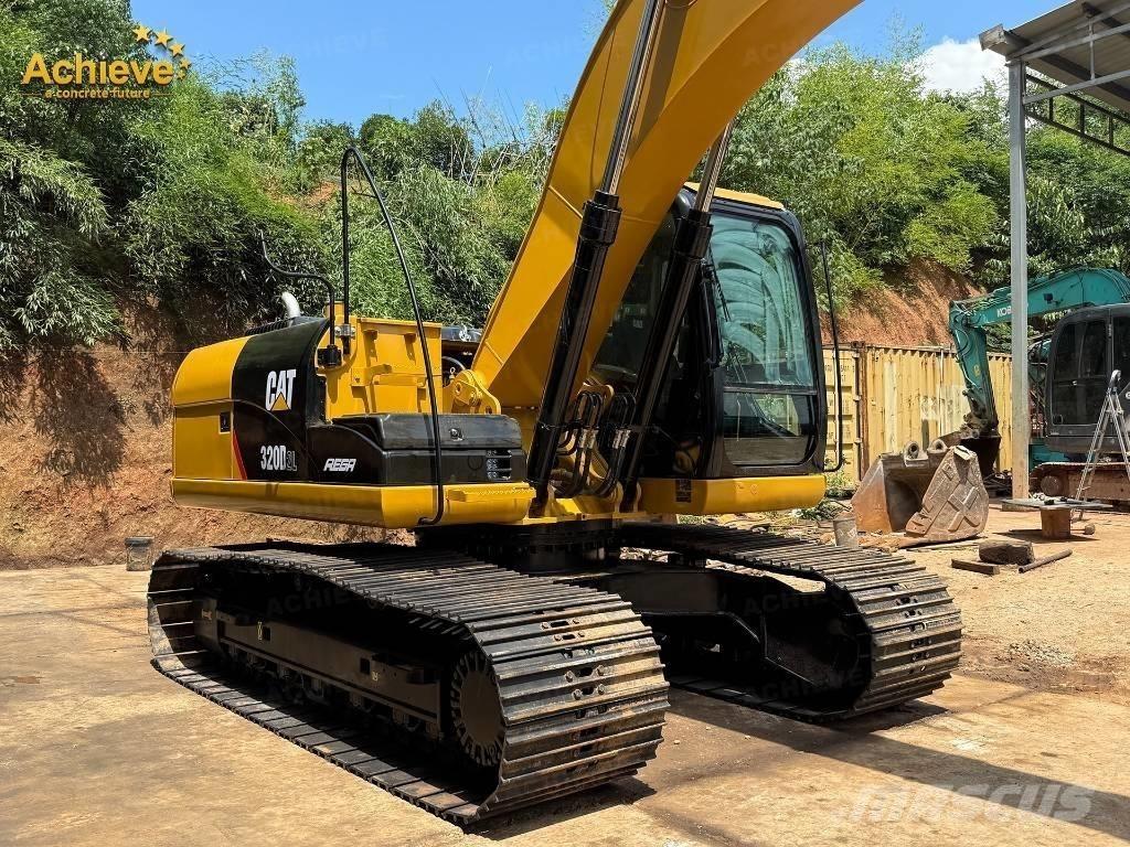 CAT 320 D2L 大型油圧ショベル12t以上（パワーショベル・ユンボ）
