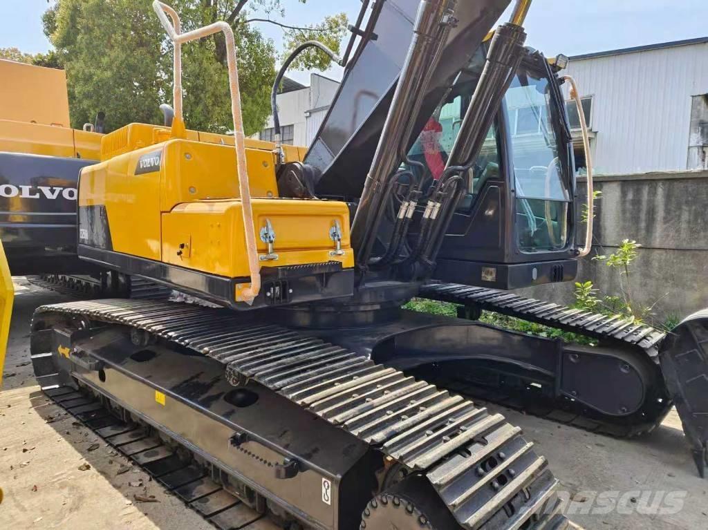 Volvo EC 250 D L 大型油圧ショベル12t以上（パワーショベル・ユンボ）