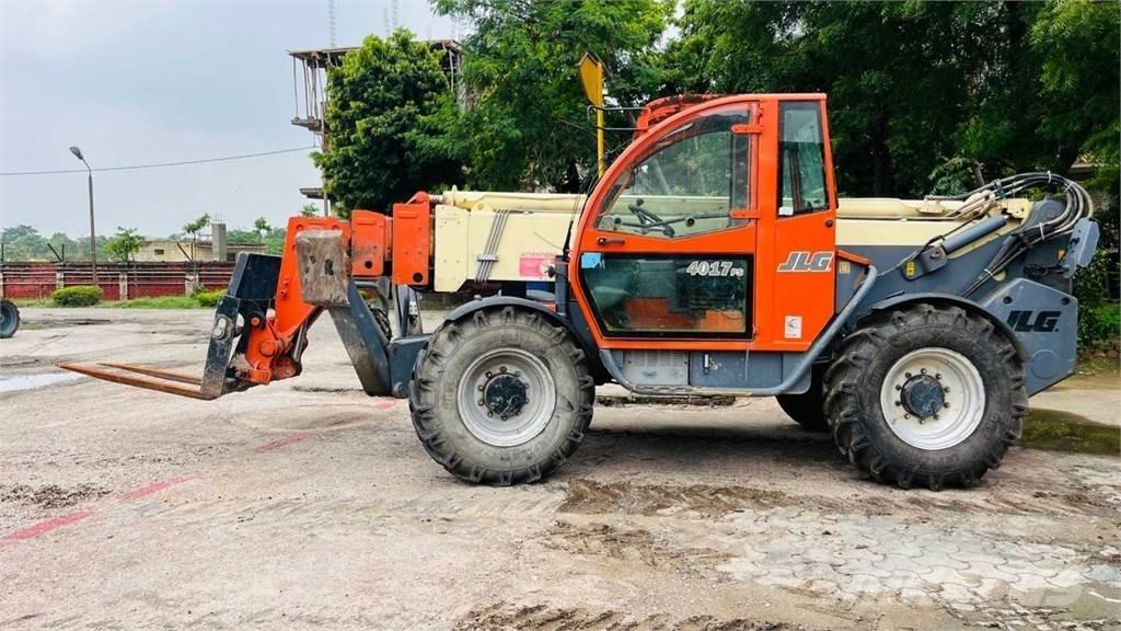 JLG 4017PS テレスコーピックハンドラー