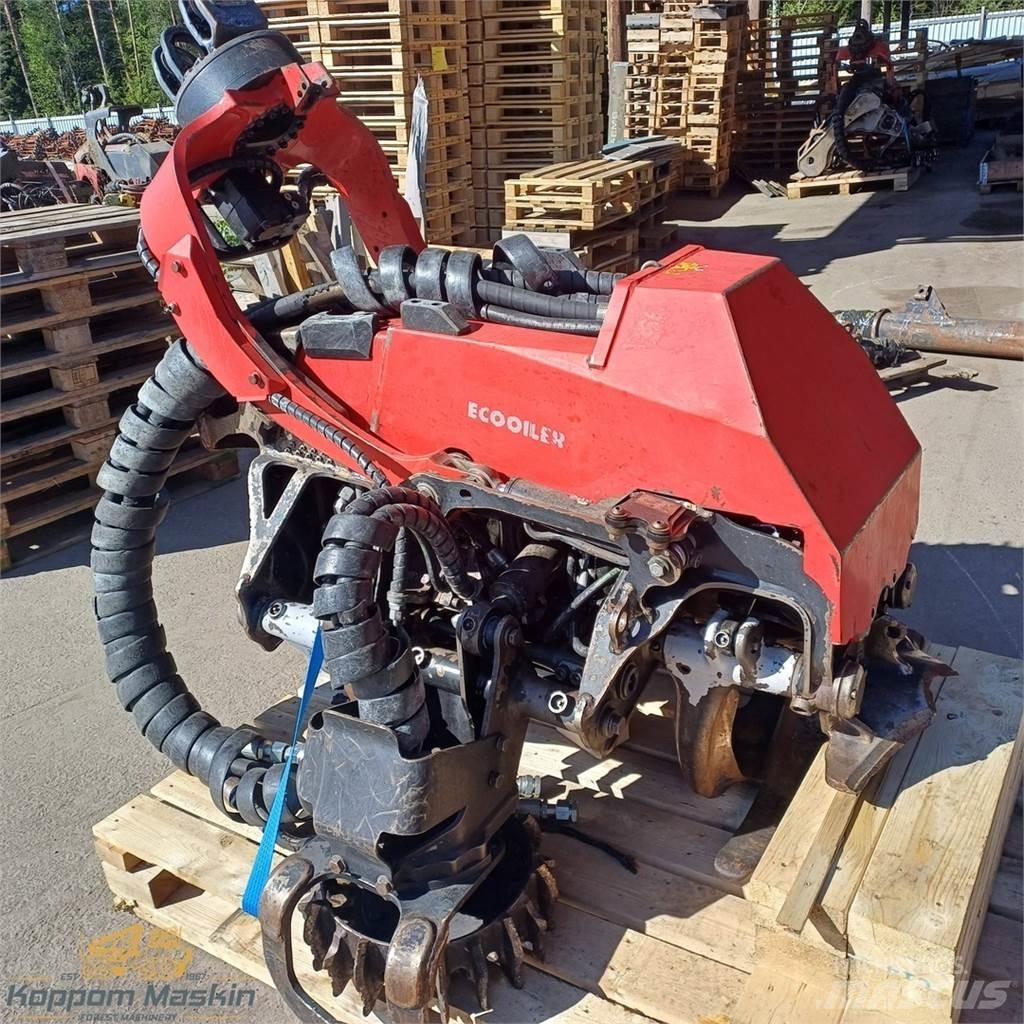 Komatsu C124 ハーベスタヘッド
