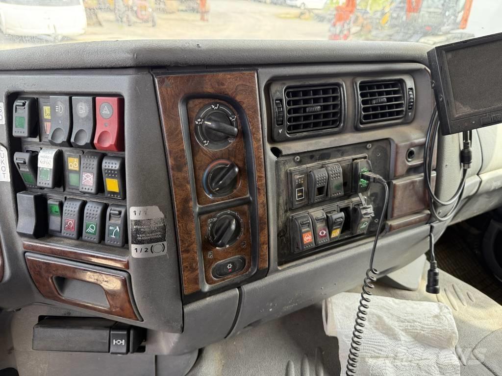 Sisu E12M ケーブルリフト着脱式トラック