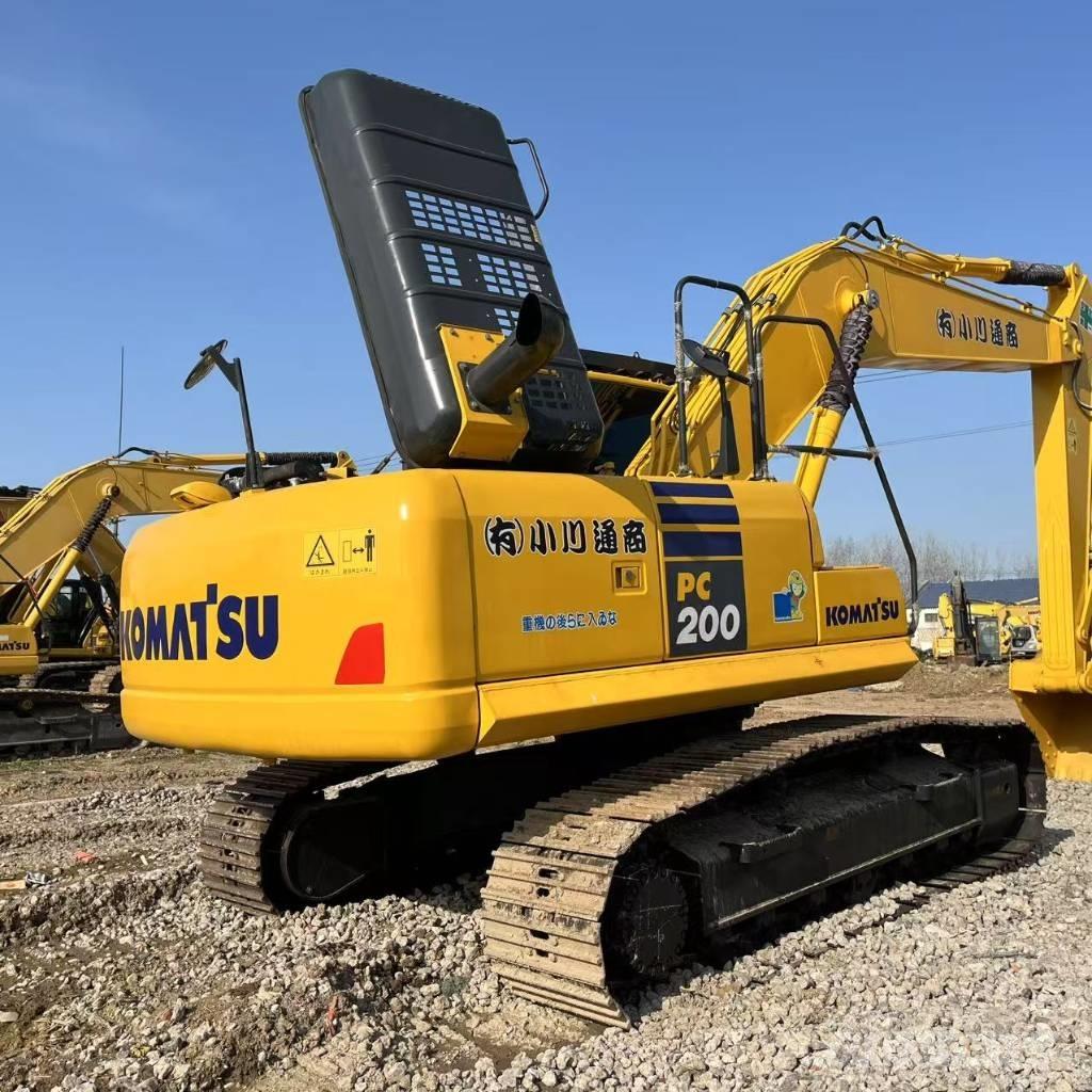 Komatsu PC 200 大型油圧ショベル12t以上（パワーショベル・ユンボ）
