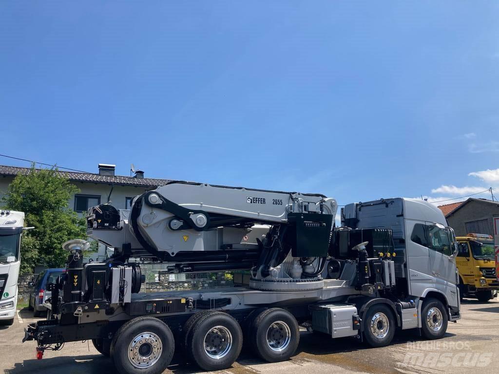 Volvo FH16-650 クレーントラック、ユニック車